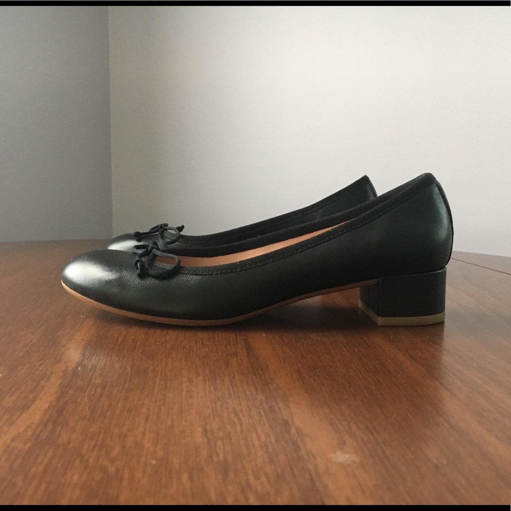 Summit White Mountain Ballet Low Heel